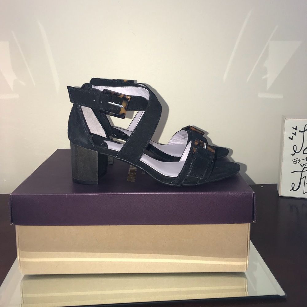Johnston & Murphy Katarina Black Suede 6 NIB